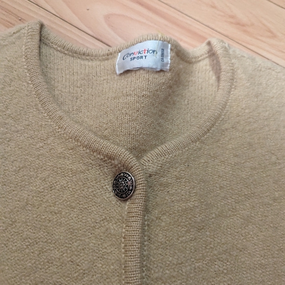 Conviction Sport Wool Sweater - Picture 5 of 8
